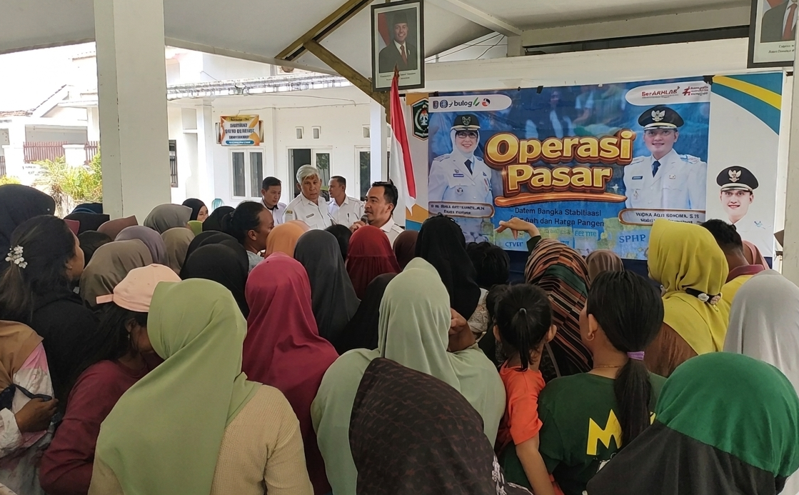 Stabilkan Harga Pangan, Diskopindag Gelar Operasi Pasar Murah di Kecamatan Kunir