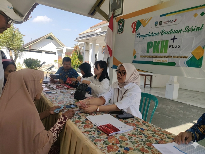 Kecamatan Kunir Salurkan Bantuan PKH Plus Tahap Ini untuk 111 KPM