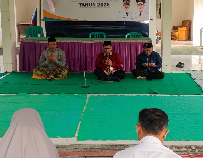 Penuh Haru, Kecamatan Kunir Gelar Doa Bersama Pisah Kenang Camat Kunir